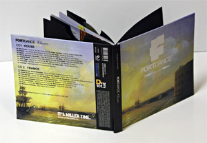 Digi-book на 2 диска + буклет (кашированная обложка).